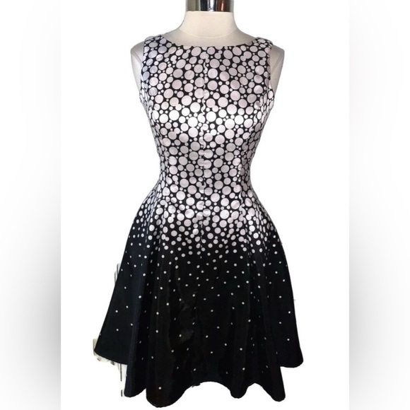 Danny & Nicole Dresses & Skirts - Danny & Nicole Dress 12